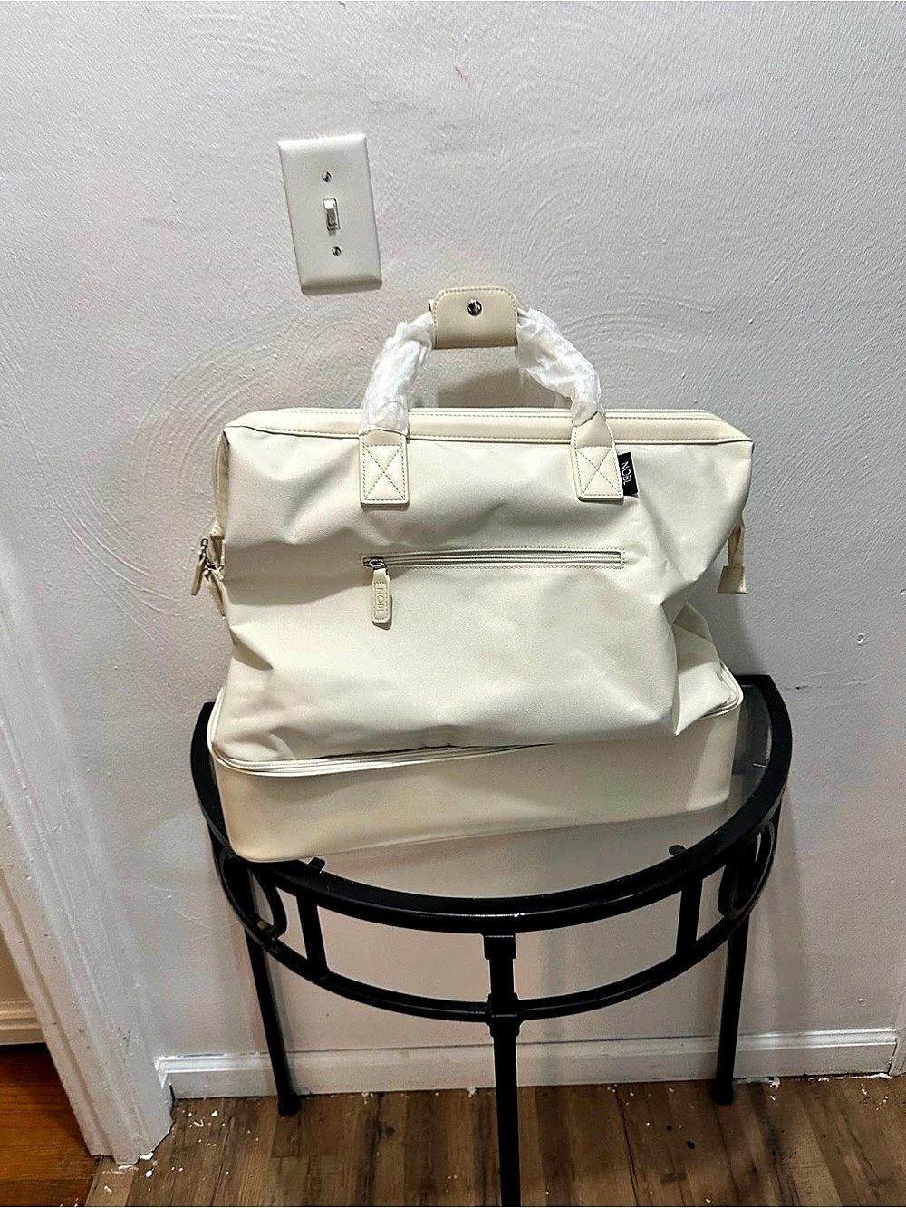 NOBL Weekender Bag Travel Bag in White